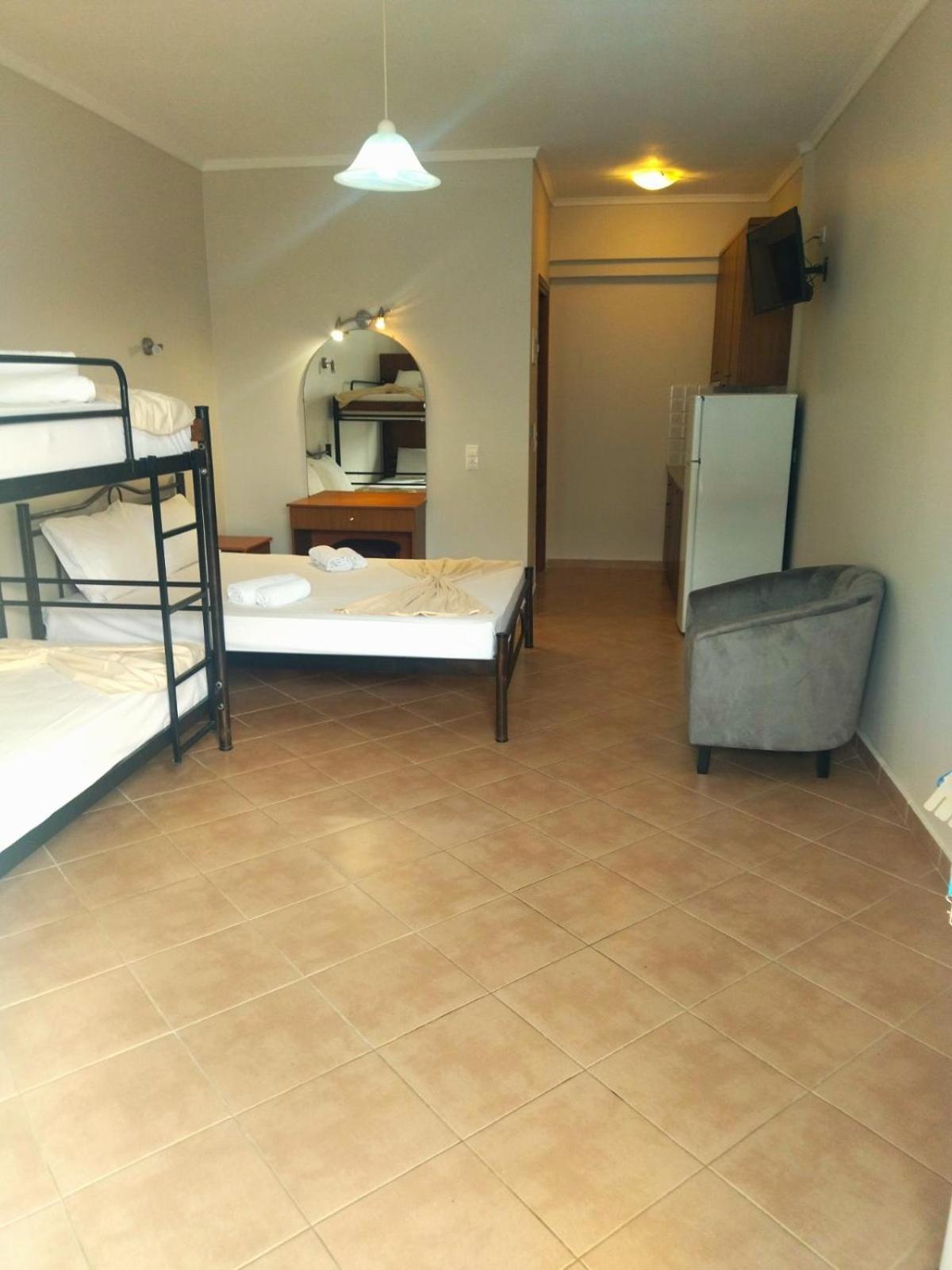 Athanasia Inn Nea Vrasna Ngoại thất bức ảnh