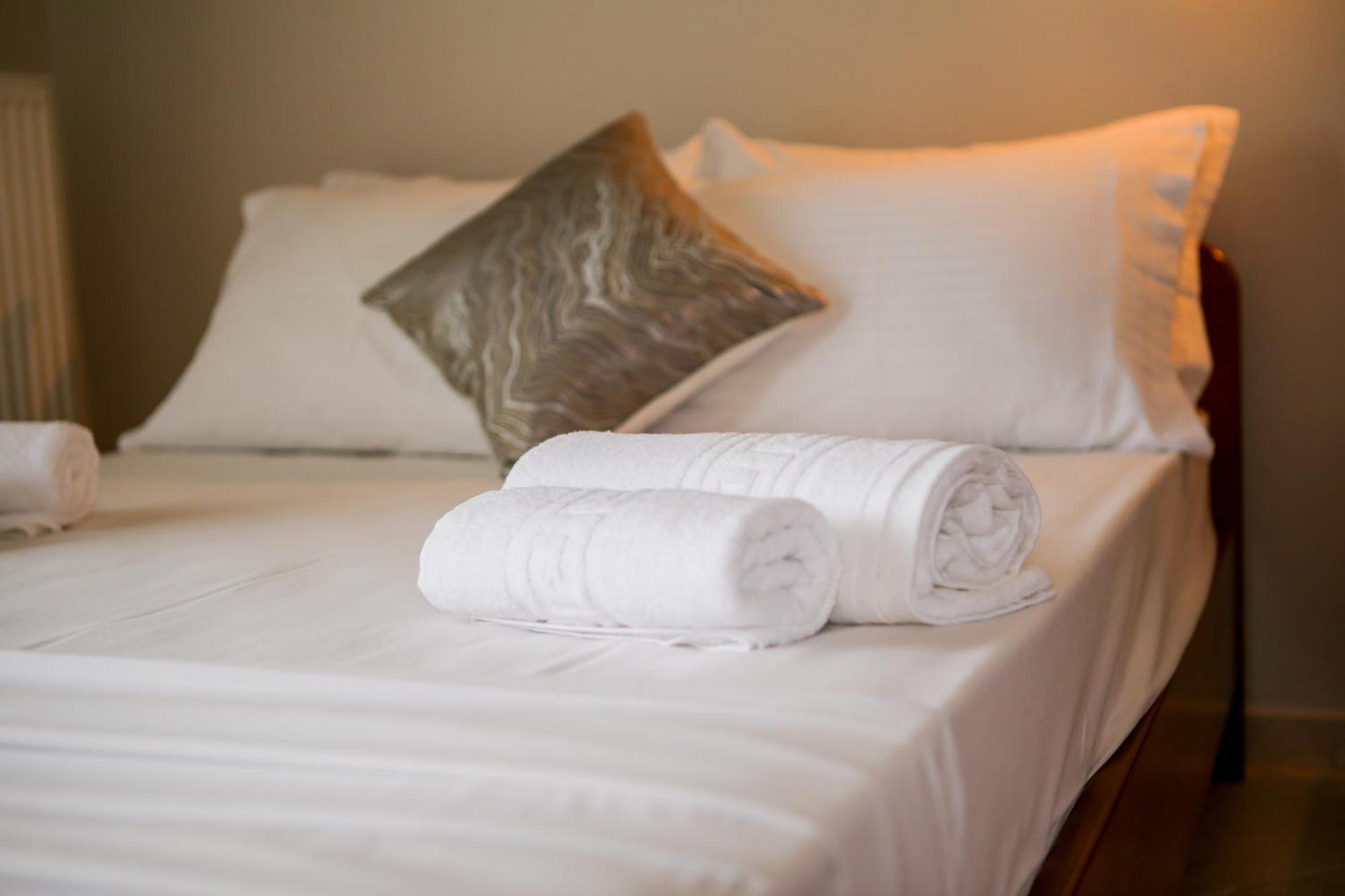 Athanasia Inn Nea Vrasna Ngoại thất bức ảnh