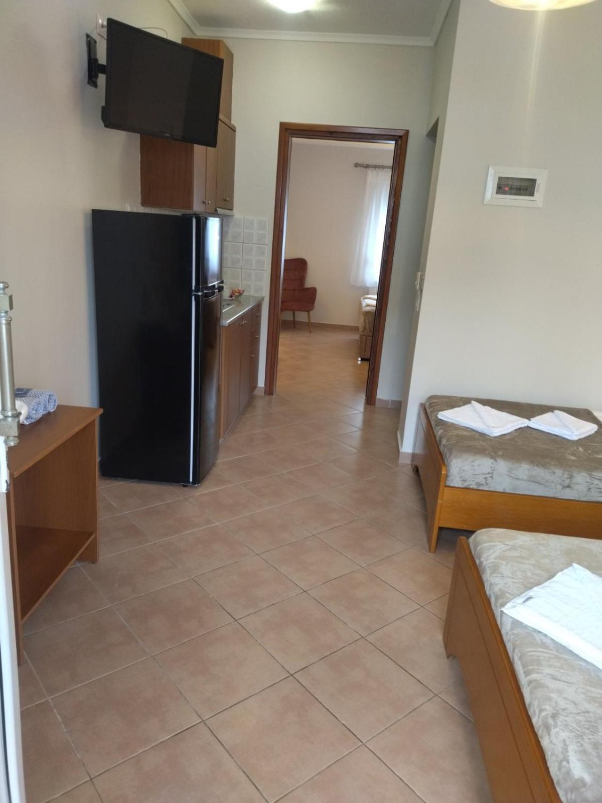 Athanasia Inn Nea Vrasna Ngoại thất bức ảnh