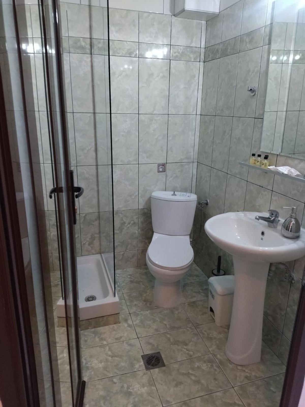 Athanasia Inn Nea Vrasna Ngoại thất bức ảnh